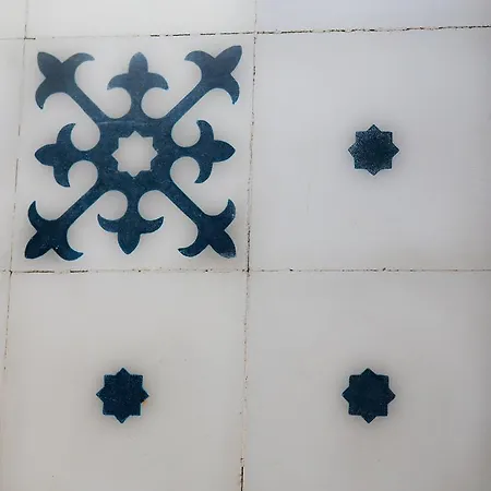 La Estrella De * Tarifa
