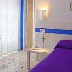 La Estrella De Konukevi